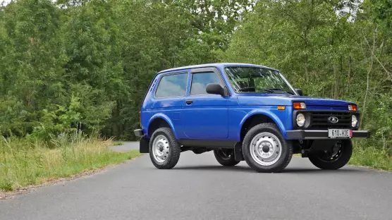 Lada Niva Legend