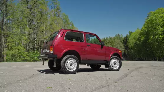 Lada Niva Legend