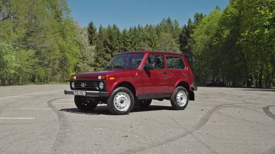 Lada Niva Legend