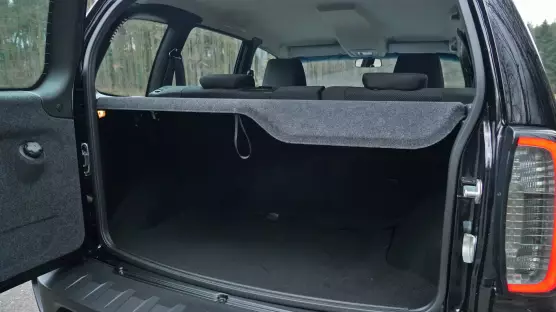 Lada Niva Travel