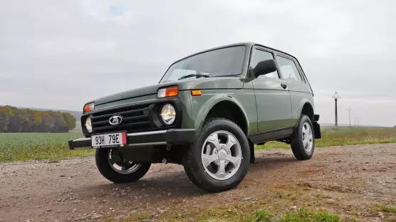Lada Niva Legend