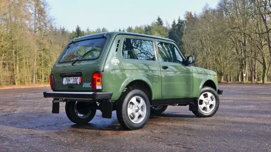 Lada Niva Legend