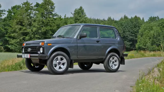 Lada Niva Legend