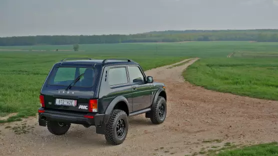 Lada Niva Legend Bronto